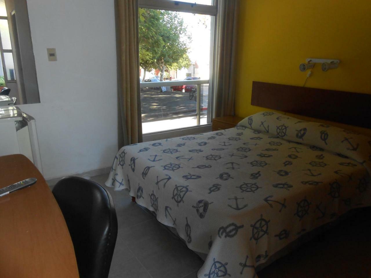 Hotel 25 De Mayo Fray Bentos Exterior photo